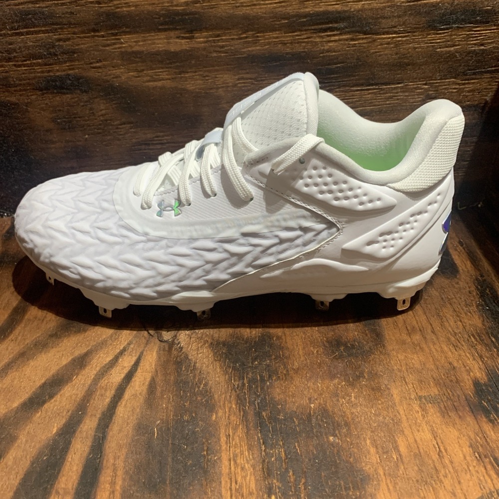 Under Armour Yard MT 3.0 Baseball Cleats Men's: 6.5 Wmns: 8.5 White 3027450-100